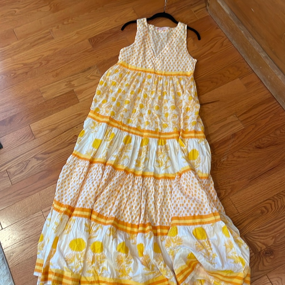 Ro’s Garden yellow & white maxi dress